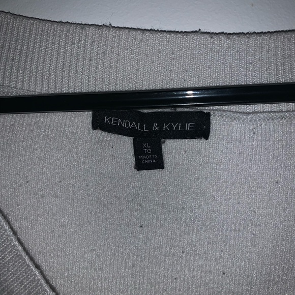 Kendall and Kylie crew neck - Picture 2 of 2
